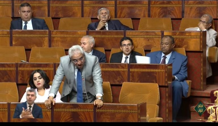 برلماني يُسائل وزير الأوقاف والشؤون الإسلامية حول أوضاع القيمين الدينيين