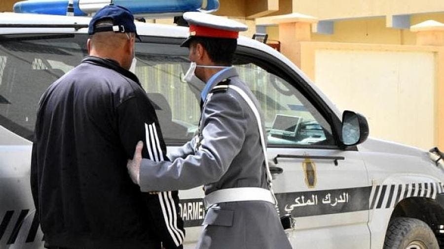 جرادة.. الدرك الملكي يضبط سيارة محملة بالمخدرات والخمور