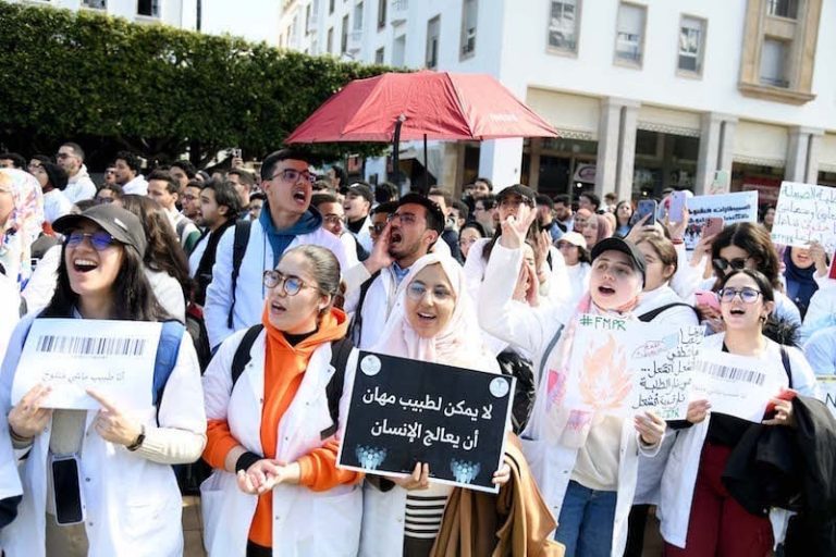 "بووانو" عن أزمة كليات الطب : يستوجب أن نستقيل حينما نفشل في حل ملف ما
