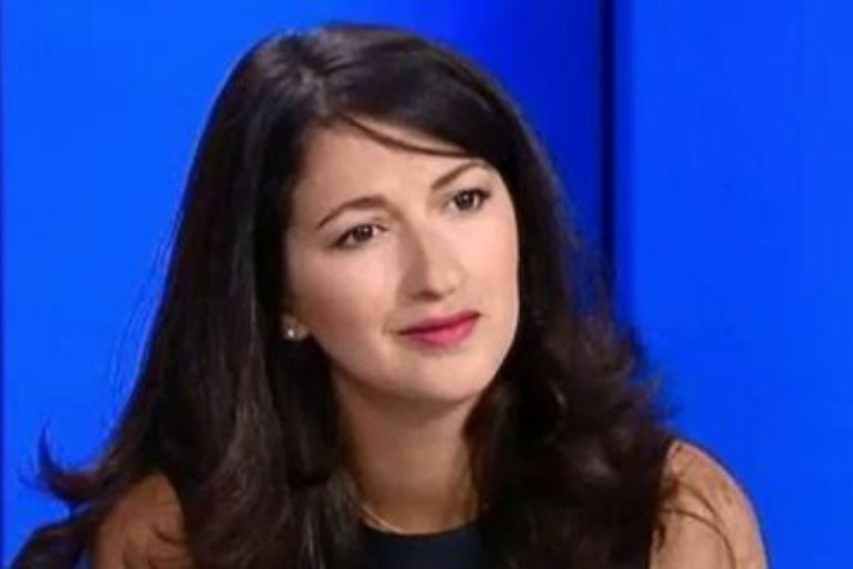 أيدت فلسطين.. الداخلية الفرنسية تتابع "زينب الغزوي" بتهمة “الدعاية للإرهاب"