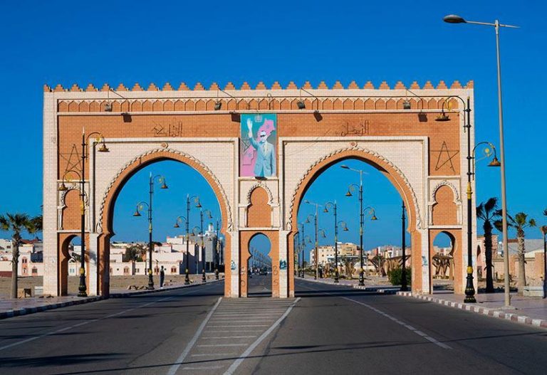 السلطات تطلق برنامجا لإحداث وتأهيل مشاريع صحية واجتماعية بالداخلة