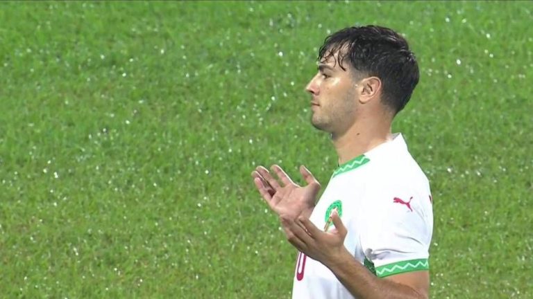 "لقطة نادرة" من دياز في مباراة المغرب والغابون (فيديو )
