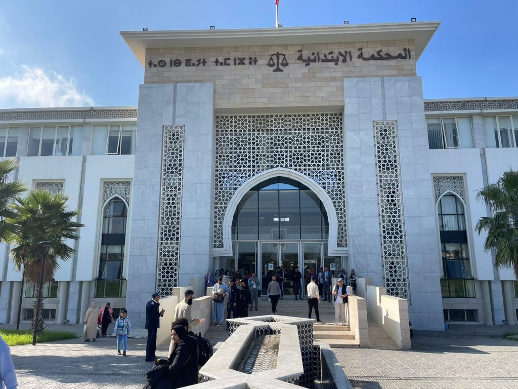 طنجة.. تأجيل ملف "مجموعة الخير" وسط حضور مكثف للضحايا