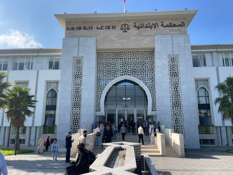 طنجة.. تأجيل ملف "مجموعة الخير" وسط حضور مكثف للضحايا