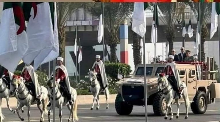 دولة كوبي كولي" الكابرانات يقلدون استقبال الملك لماكرون في احتفالهم بفاتح نونبر