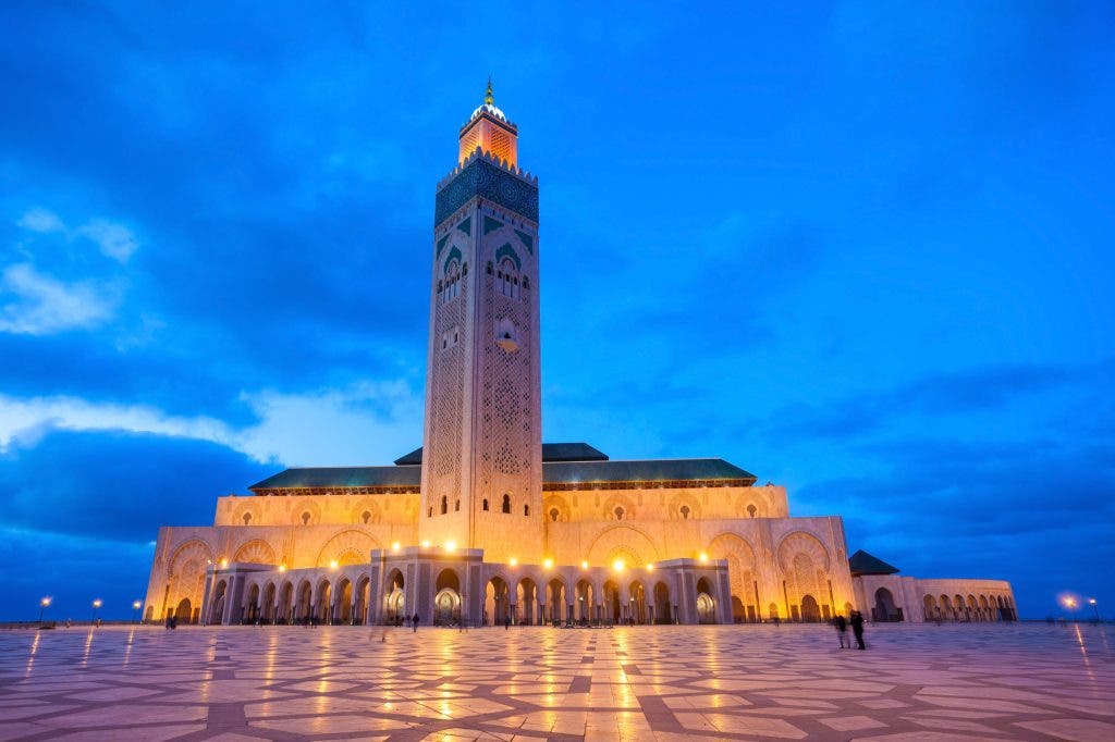 بالفيديو.. فرض رسوم لدخول مسجد الحسن الثاني خارج أوقات الصلاة يثير غضب البيضاويين