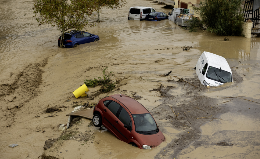 السلطات الإسبانية: 78 شخصا مازالوا في عداد المفقودين إثر الفيضانات