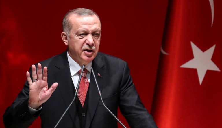 أردوغان: "السجون تحت الأرض أبلغ رد على الموالين للأسد"