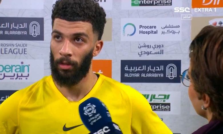 تصرف لاعب سعودي مع مراسلة صحفية يثير الجدل! (فيديو) 1 عبد الرحمن العبود مع المراسلة الصحفية
