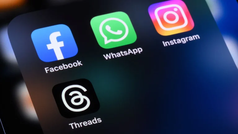 تطبيقات شركة ميتا