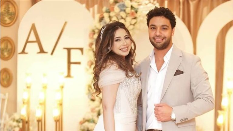 نجم "آراب أيدول" أحمد جمال يعلن خطوبته من نجمة "ذفويس كيدز"