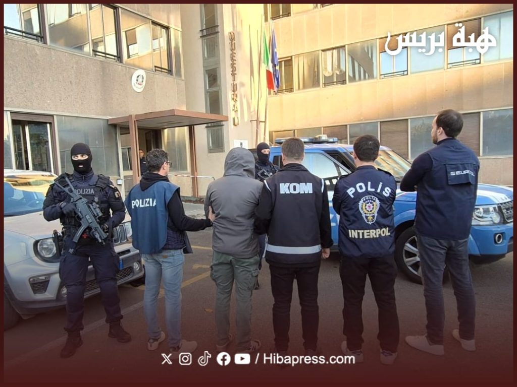 إيطاليا.. تفكيك شبكة لتزوير وثائق السيارات على رأسها مهاجرون مغاربة