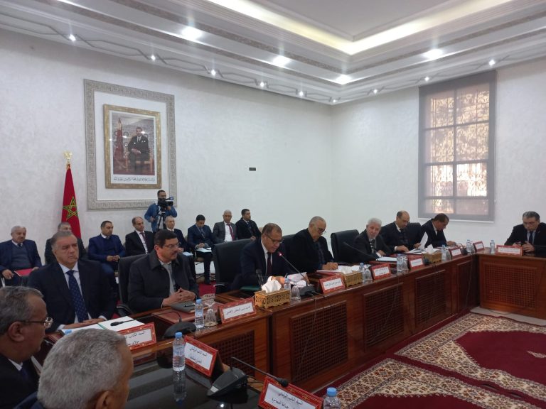 مولاي يعقوب.. الجامعي يترأس لقاء موسعا لتعزيز الإستثمار والتنمية بالإقليم