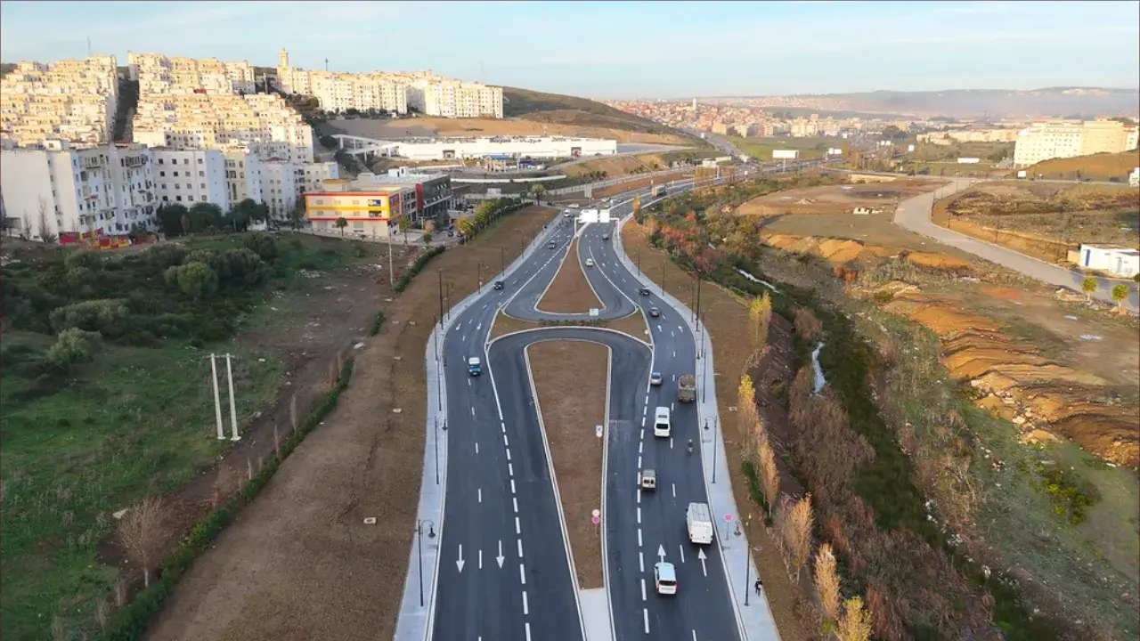 إنجاز مدار طرقي حديث بطنجة