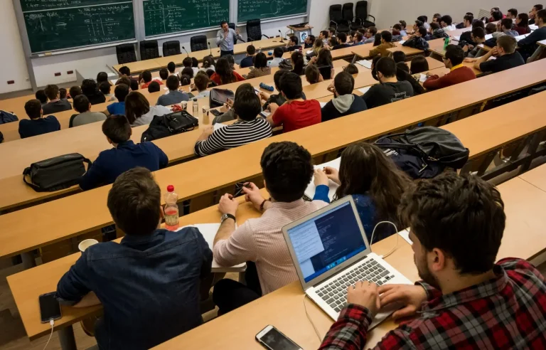 إجراءات جديدة لتبسيط نظام السفر للدراسة في الخارج