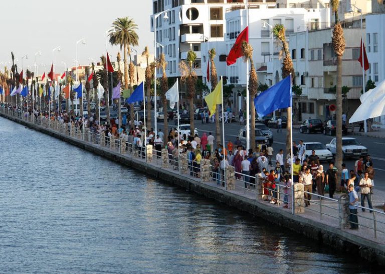 تحقيقات مكثفة في قضايا "فساد إداري" بجماعات الناظور