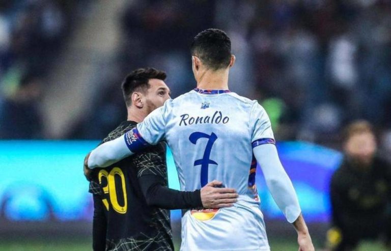 رونالدو: "كان بإمكاني اللعب لبرشلونة.. وعملت مترجما لميسي"