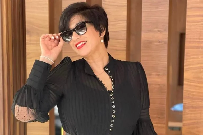 أسماء لمنور تشيد بالسناريست بشرى مالك