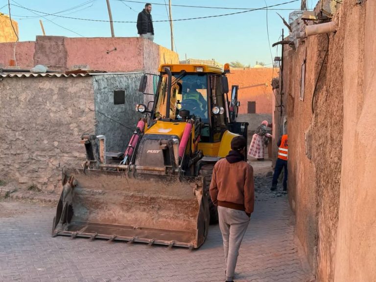 مراكش.. السلطات تهدم مباني عشوائية بدوار "تافو"