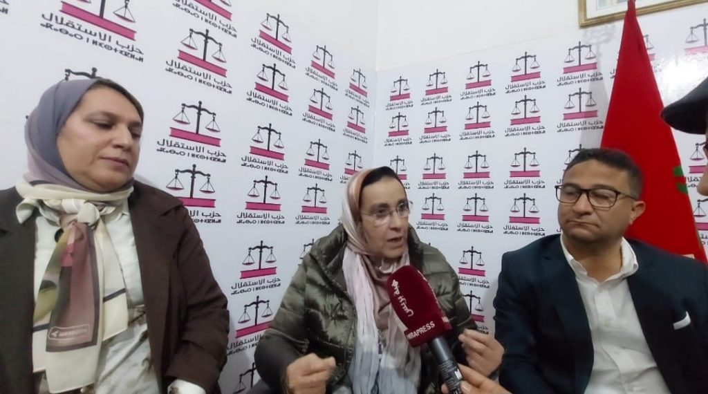 الزومي لهبة بريس: الدعوة إلى الاضراب جاءت متأخرة وحضورنا كان لتجويد النص القانوني"فيديو"