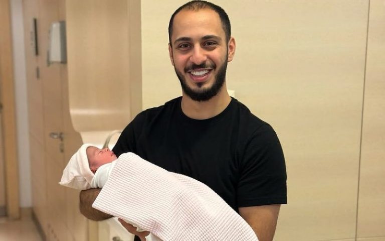 الوليد مقداد يرزق بمولودته الأولى ويشارك فرحته مع متابعيه