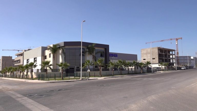 إحداث مناطق صناعية جديدة في أكادير وطاطا