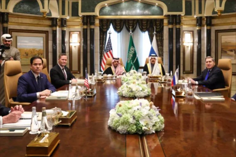 المحادثات الروسية الأمريكية في الرياض