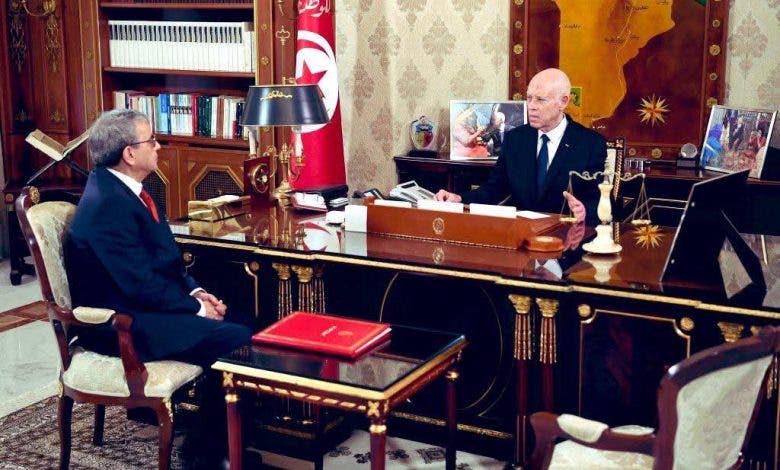 خريطة في مكتب الرئيس التونسي قيس سعيد تهدد العلاقات مع الجزائر(صورة) 1 الرئيس التونسي قيس سعيد
