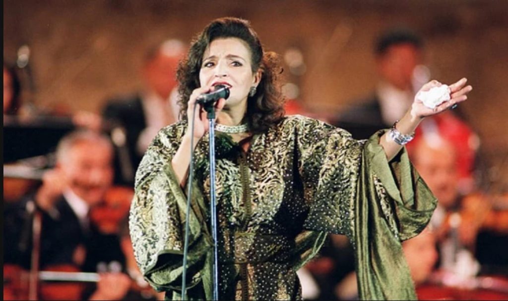 نجوم المغرب ينعون الفنانة نعيمة سميح بكلمات مؤثرة