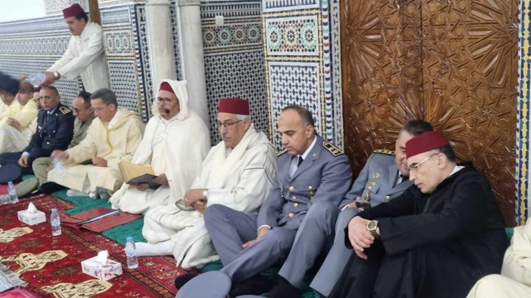 إحياء ليلة القدر المباركة بالمسجد الأعظم بمكناس برئاسة عامل العمالة