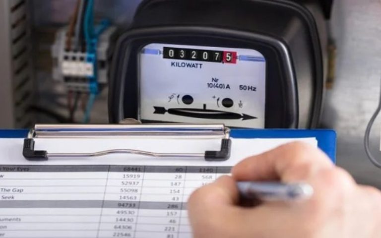 هل فعلاً ارتفعت فواتير الماء والكهرباء في الناظور؟.. المدير الإقليمي يكشف الحقيقة