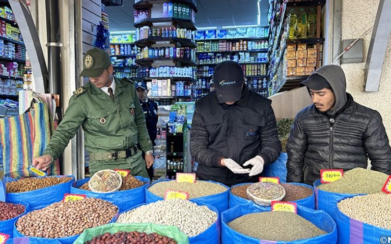الداخلية: إغلاق 531 محلا وحجز 239 ألف كلغ من من المنتجات الغذائية الفاسدة
