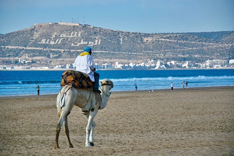 فنادق أكادير بين الأمس واليوم.. إرث سياحي يواجه شبح الانهيار