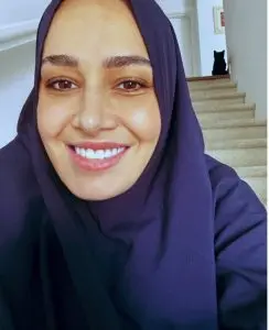 الفنانة حلا شيحة