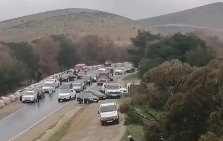 وجدة انجاد.. حادثة سير خطيرة بمنطقة الكربوز جراء انقلاب سيارة خفيفة