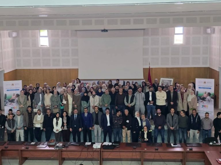 الحسيمة…لقاء تحسيسي لتحفيز الوعي بأهمية تتبع الحمل وصحة الأم