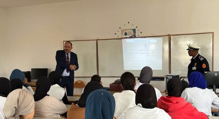 شرطة العروي تطلق حملة تحسيسية ضد المخدرات بالمدارس
