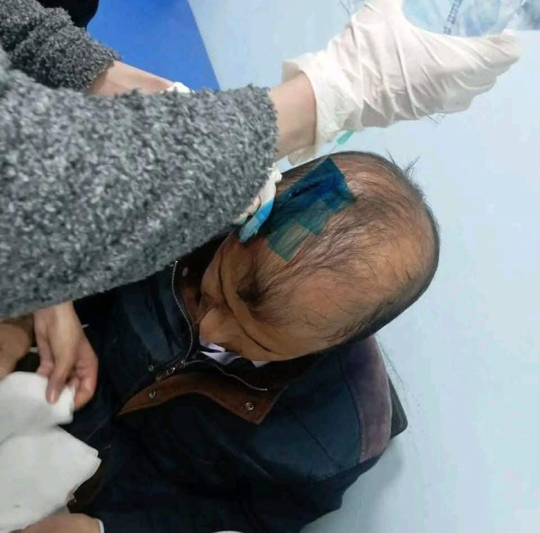تلميذ يعتدي على مدير في خنيفرة