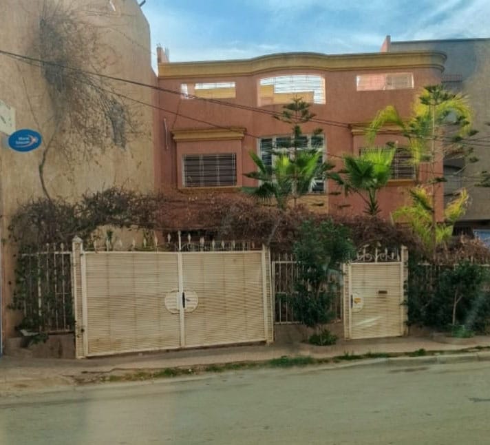 حملة تحرير الملك العمومي في وجدة