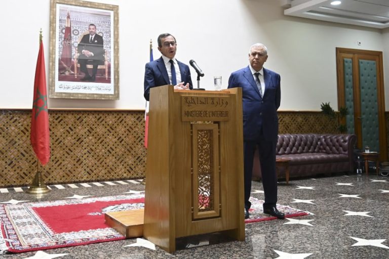 روتايو يشيد بـ “التحسن الهام جدا” للتعاون بين فرنسا والمغرب في مجال الهجرة