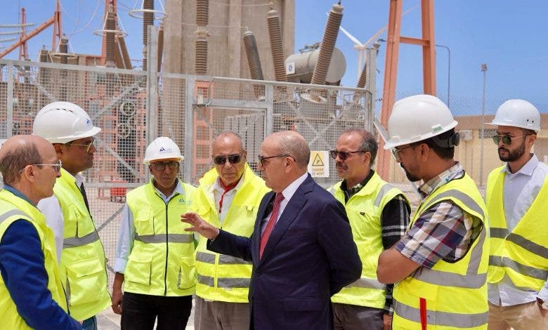 البواري يتفقد مشاريع فلاحية وبحرية استراتيجية بجهة الداخلة لتعزيز التنمية المستدامة 1 البواري يتفقد مشاريع فلاحية وبحرية استراتيجية بجهة الداخلة لتعزيز التنمية المستدامة