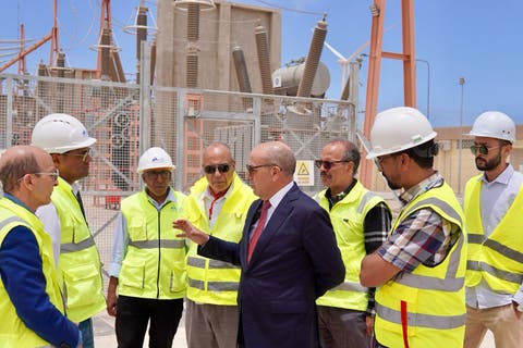 البواري يتفقد مشاريع فلاحية وبحرية استراتيجية بجهة الداخلة لتعزيز التنمية المستدامة
