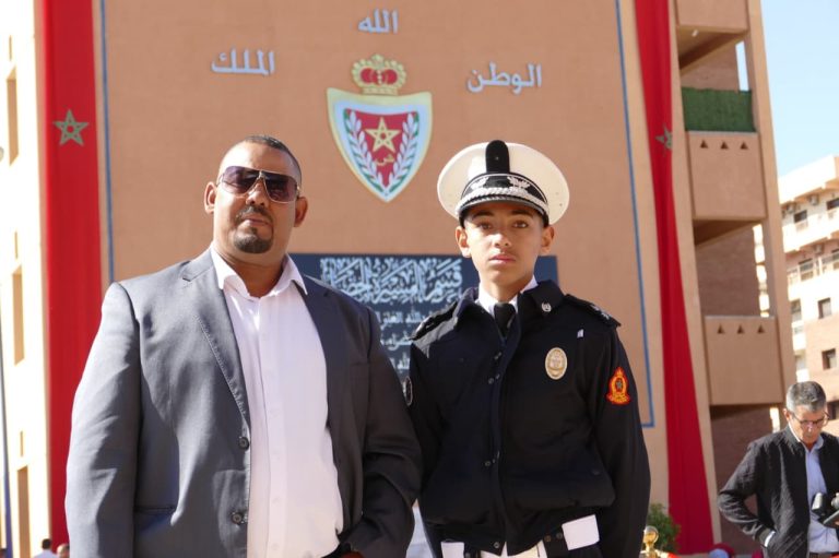 طفل يهدي قصيدة بمناسبة الذكرى 69 لتأسيس المديرية العامة للأمن الوطني