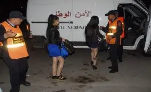 حملة امنية على ممتهني الدعارة بمراكش تقود لتوقيف 9 فتيات 2 حملة امنية على ممتهني الدعارة بمراكش