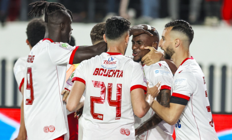 البطولة الإحترافية.. الوداد الرياضي يفوز على الجيش الملكي في "كلاسيكو" مثير 1 الوداد الرياضي