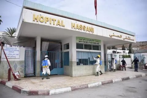 أزمة مستشفى الحسني بالناظور.. تجاهل الاتفاقات وتأخير الحقوق يُغرق الشغيلة في الظلام