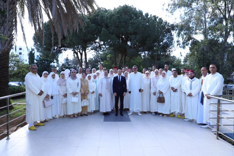 التهراوي يستقبل أعضاء البعثة الصحية للحج ويوصيهم بأداء مهامهم بإخلاص
