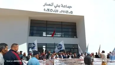تجار بوابة أوروبا ينتفضون ببني انصار: مطالب بسوق عصري وإنهاء التهميش المزمن