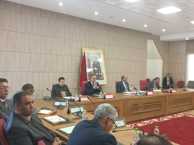 اجتماع تنسيقي بعمالة إفران لتدارس سبل الوقاية ومكافحة حرائق الغابات