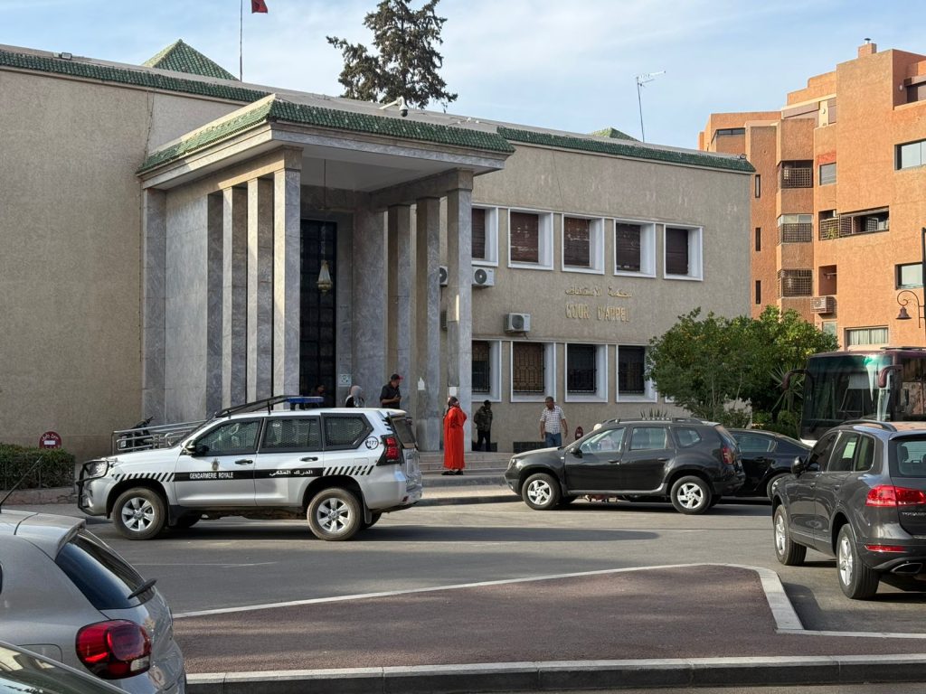 سنة حبسا نافذا لمفتش شرطة حاول اغتصاب فتاة داخل سيارته بمراكش